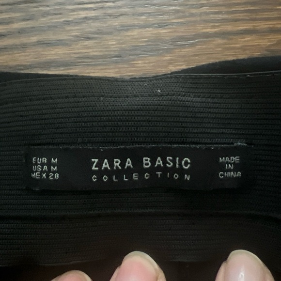 ZARA Women’s Faux Suede Legging Pants with Zippered Ankles Black Size Medium - Picture 5 of 5